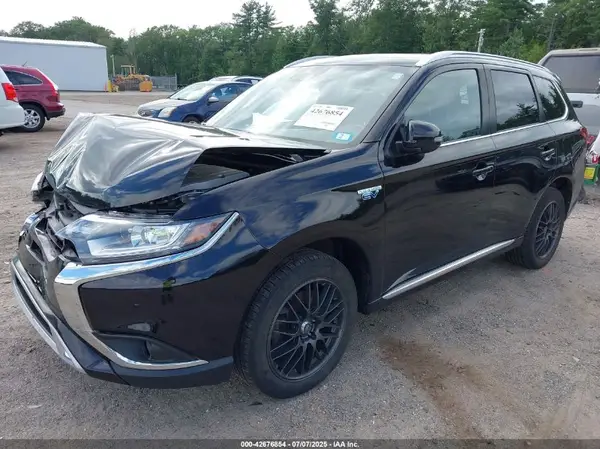 JA4J24A51LZ010093 2020 MITSUBISHI OUTLANDER - Image 2