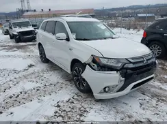 JA4J24A52JZ030415 2018 MITSUBISHI OUTLANDER