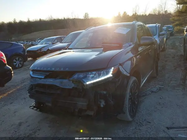 JA4J24A52JZ059011 2018 MITSUBISHI OUTLANDER - Image 2
