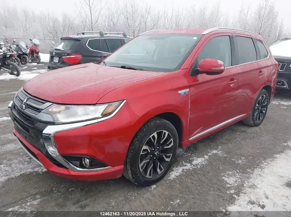 JA4J24A52JZ606942 2018 MITSUBISHI OUTLANDER - Image 2