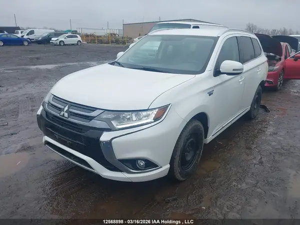 JA4J24A52JZ616919 2018 MITSUBISHI OUTLANDER - Image 2