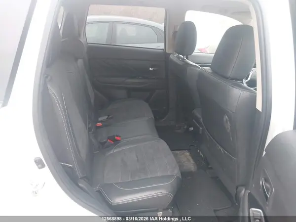 JA4J24A52JZ616919 2018 MITSUBISHI OUTLANDER - Image 8