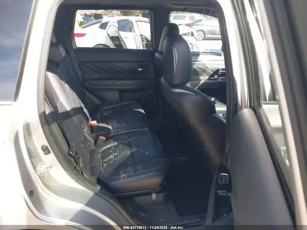 JA4J24A52KZ019173 2019 MITSUBISHI OUTLANDER - Image 8