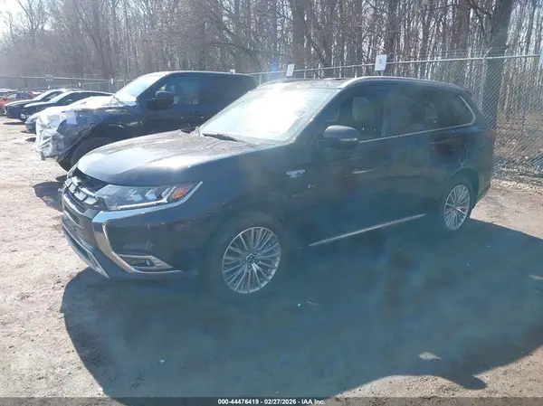 JA4J24A52KZ034742 2019 MITSUBISHI OUTLANDER - Image 2