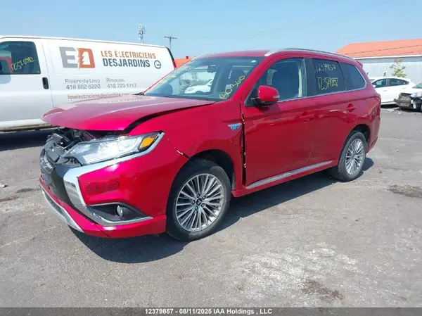 JA4J24A52LZ606250 2020 MITSUBISHI OUTLANDER - Image 2