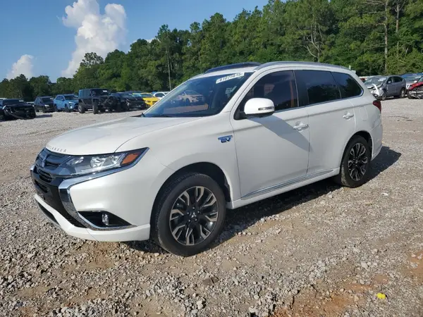 JA4J24A53JZ028155 2018 MITSUBISHI OUTLANDER - Image 1