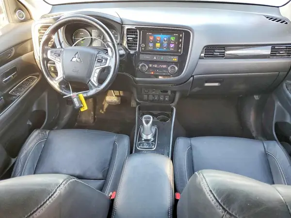 JA4J24A53JZ032299 2018 MITSUBISHI OUTLANDER - Image 8