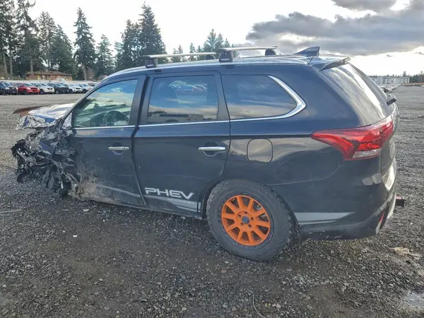 JA4J24A53JZ035154 2018 MITSUBISHI OUTLANDER - Image 2