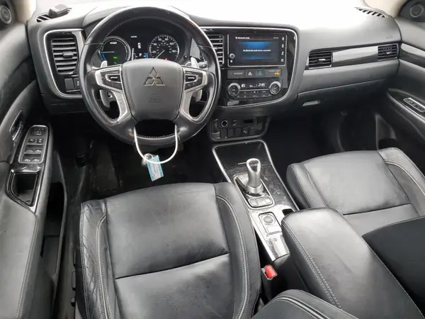 JA4J24A53JZ053623 2018 MITSUBISHI OUTLANDER - Image 8