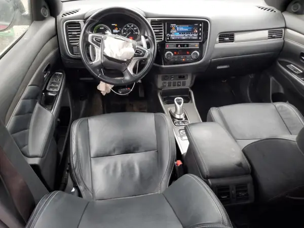 JA4J24A53KZ053364 2019 MITSUBISHI OUTLANDER - Image 8