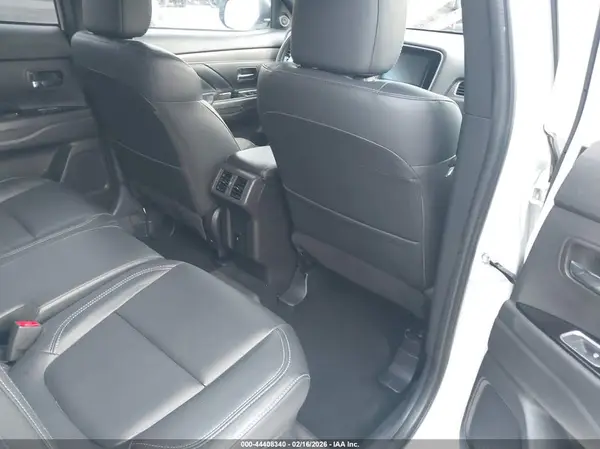 JA4J24A53LZ038798 2020 MITSUBISHI OUTLANDER - Image 8