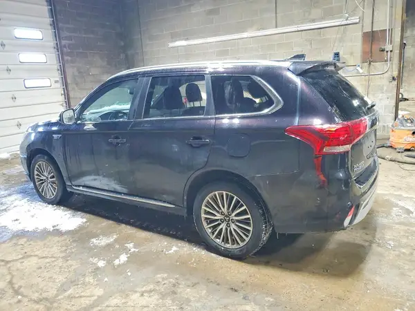 JA4J24A53LZ041913 2020 MITSUBISHI OUTLANDER - Image 2