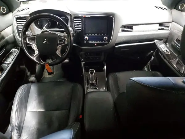 JA4J24A53LZ041913 2020 MITSUBISHI OUTLANDER - Image 8