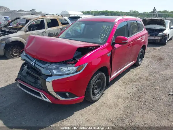 JA4J24A53LZ612851 2020 MITSUBISHI OUTLANDER - Image 2