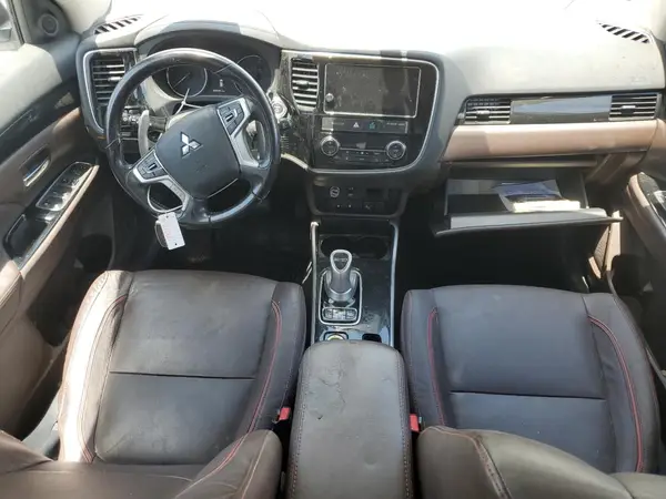 JA4J24A54JZ048947 2018 MITSUBISHI OUTLANDER - Image 8