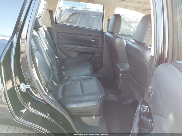 JA4J24A54JZ055591 2018 MITSUBISHI OUTLANDER - Image 8