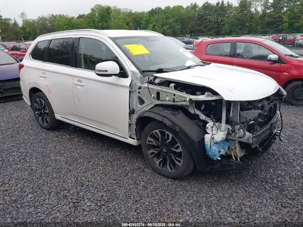 JA4J24A54JZ060306 2018 MITSUBISHI OUTLANDER - Image 1