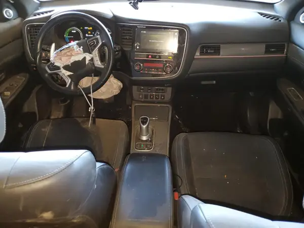 JA4J24A54KZ050697 2019 MITSUBISHI OUTLANDER - Image 8