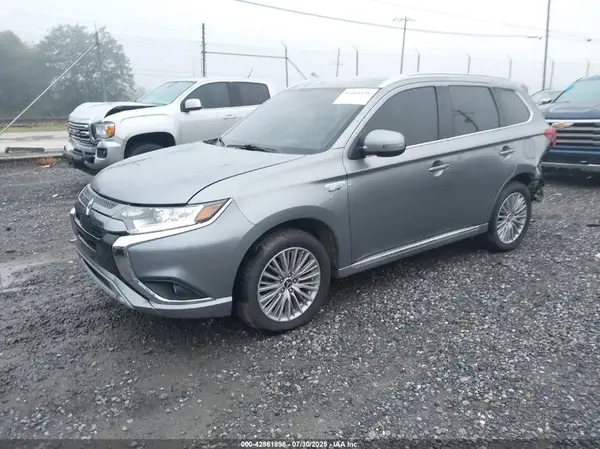 JA4J24A54KZ056015 2019 MITSUBISHI OUTLANDER - Image 2