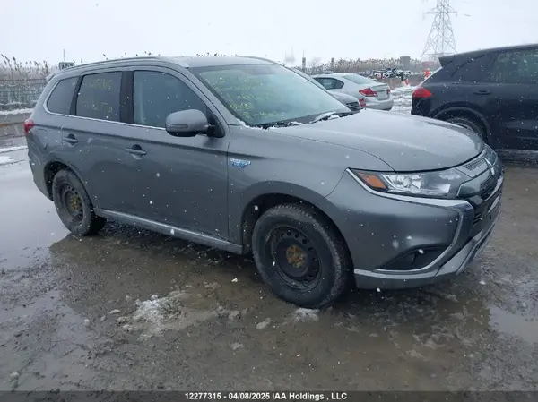 JA4J24A54LZ612776 2020 MITSUBISHI OUTLANDER - Image 1