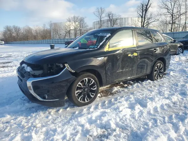 JA4J24A55JZ028657 2018 MITSUBISHI OUTLANDER - Image 1