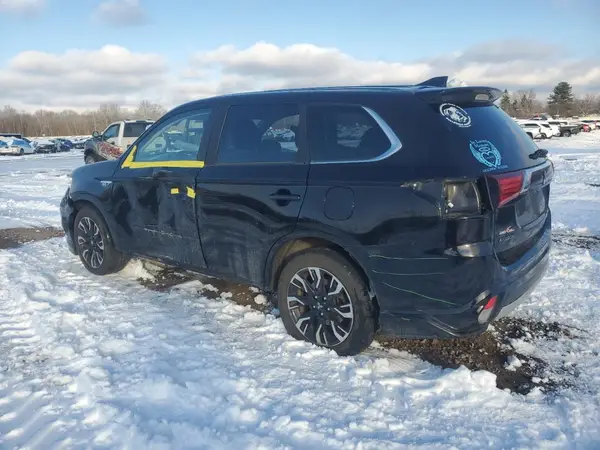 JA4J24A55JZ028657 2018 MITSUBISHI OUTLANDER - Image 2