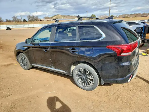 JA4J24A55JZ045135 2018 MITSUBISHI OUTLANDER - Image 2