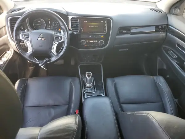 JA4J24A55JZ049508 2018 MITSUBISHI OUTLANDER - Image 8