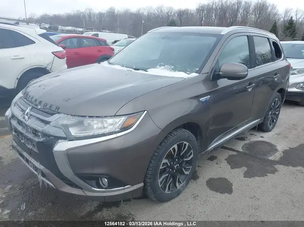 JA4J24A55JZ611262 2018 MITSUBISHI OUTLANDER - Image 2