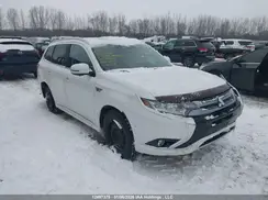 JA4J24A55JZ614761 2018 MITSUBISHI OUTLANDER