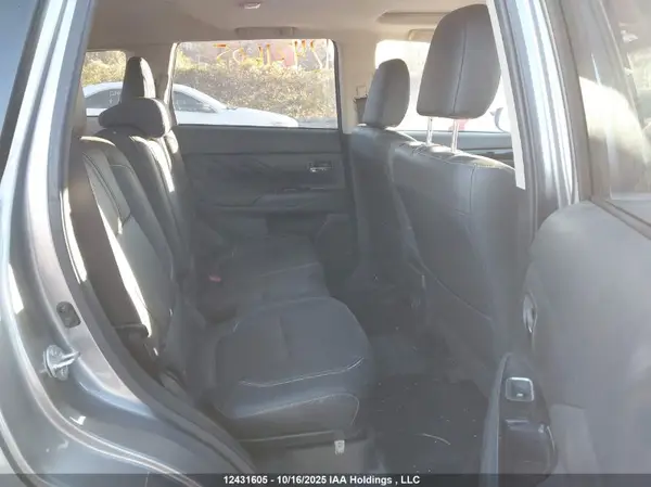 JA4J24A55JZ620737 2018 MITSUBISHI OUTLANDER - Image 8