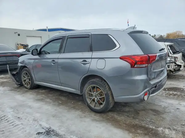 JA4J24A55JZ620866 2018 MITSUBISHI OUTLANDER - Image 2