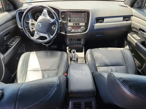 JA4J24A55KZ048084 2019 MITSUBISHI OUTLANDER - Image 8