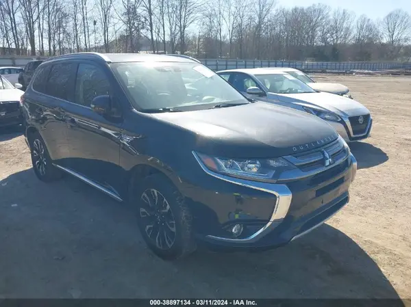 JA4J24A56JZ031678 2018 MITSUBISHI OUTLANDER - Image 1