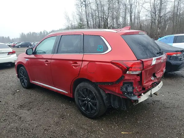 JA4J24A56JZ612033 2018 MITSUBISHI OUTLANDER - Image 2