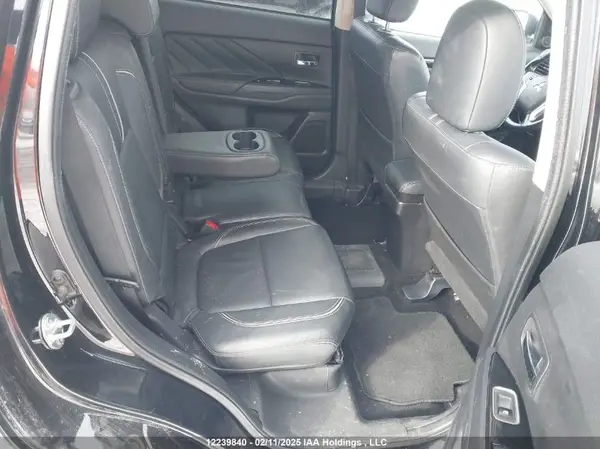 JA4J24A56JZ612372 2018 MITSUBISHI OUTLANDER - Image 8