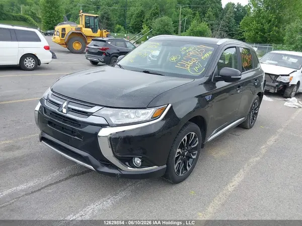 JA4J24A56JZ619693 2018 MITSUBISHI OUTLANDER - Image 2