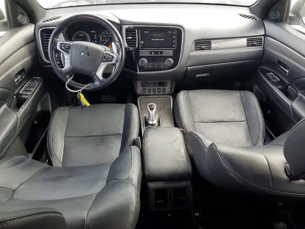 JA4J24A56KZ048854 2019 MITSUBISHI OUTLANDER - Image 8