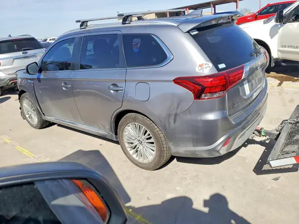 JA4J24A56KZ052435 2019 MITSUBISHI OUTLANDER - Image 2