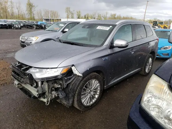 JA4J24A56LZ009358 2020 MITSUBISHI OUTLANDER - Image 1