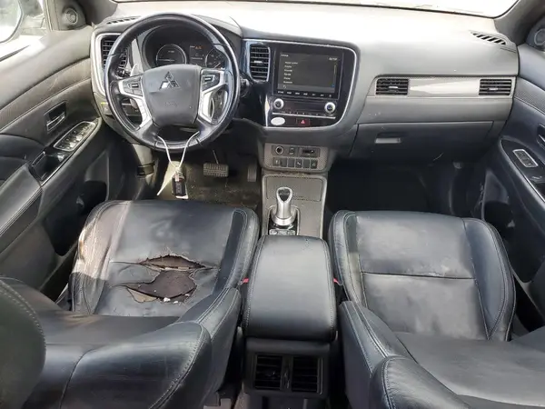 JA4J24A56LZ016293 2020 MITSUBISHI OUTLANDER - Image 8