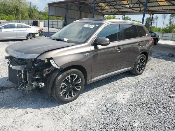 JA4J24A57JZ031530 2018 MITSUBISHI OUTLANDER - Image 1