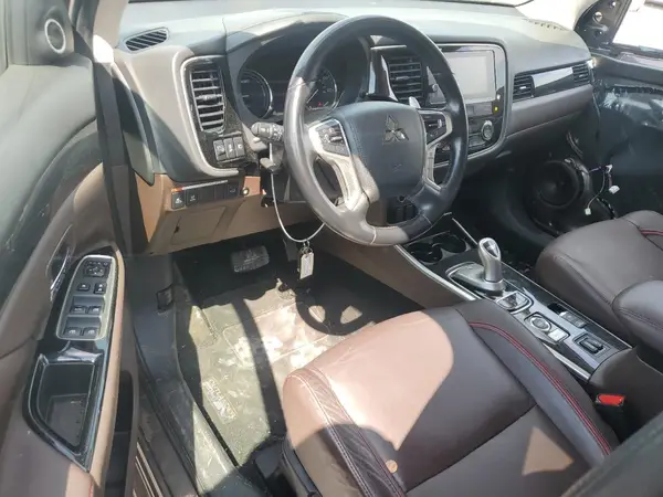 JA4J24A57JZ031530 2018 MITSUBISHI OUTLANDER - Image 8