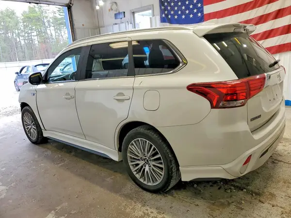 JA4J24A57KZ047499 2019 MITSUBISHI OUTLANDER - Image 2