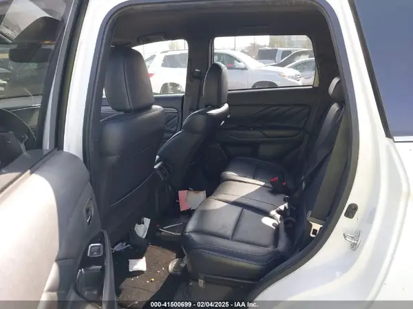 JA4J24A57KZ049706 2019 MITSUBISHI OUTLANDER - Image 8