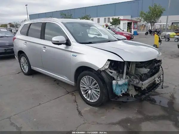 JA4J24A57KZ053951 2019 MITSUBISHI OUTLANDER - Image 1
