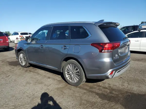 JA4J24A57LZ041588 2020 MITSUBISHI OUTLANDER - Image 2