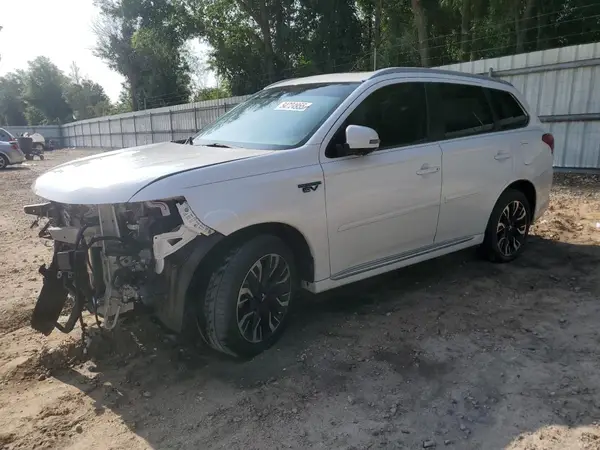 JA4J24A58JZ049048 2018 MITSUBISHI OUTLANDER - Image 1