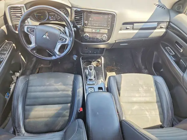 JA4J24A58JZ607240 2018 MITSUBISHI OUTLANDER - Image 8