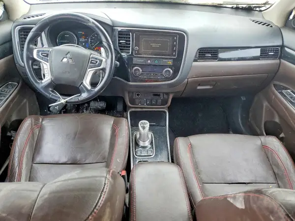 JA4J24A58JZ616231 2018 MITSUBISHI OUTLANDER - Image 8